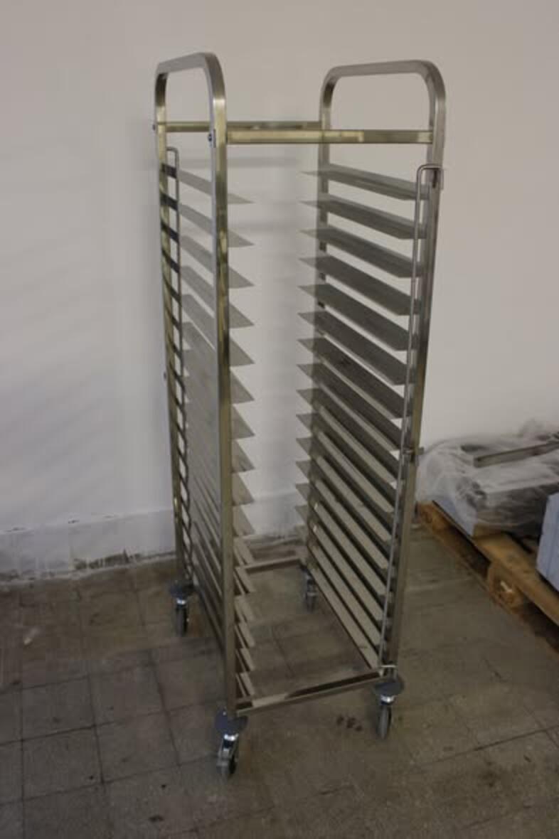 GN Gastronic’s X1310 16 szintes rozsdamentes reg�lkocsi – 60�40 cm
