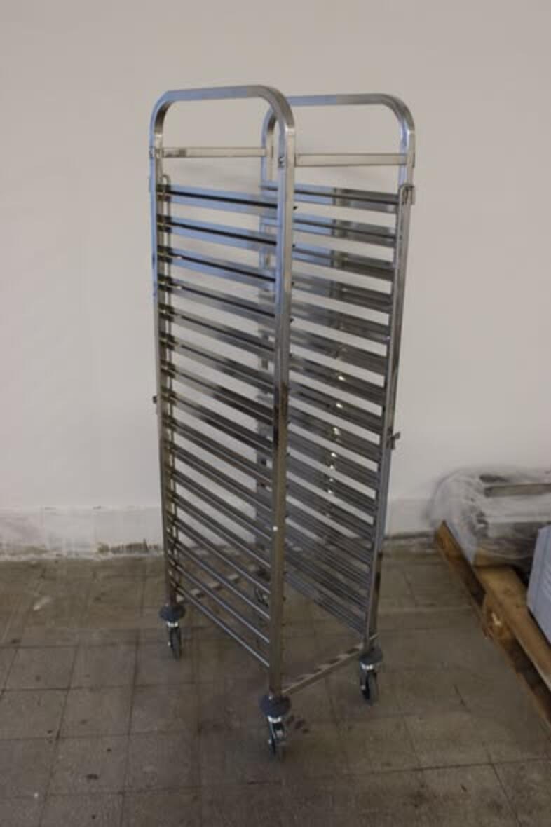 GN Gastronic’s X1305 16 szintes GN 1/1 rozsdamentes reg�lkocsi